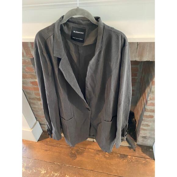 NWT BLOOMCHIC Womens Plus Size Dark Grey Tailored One Button Blazer 22-24 Plus - Picture 6 of 8